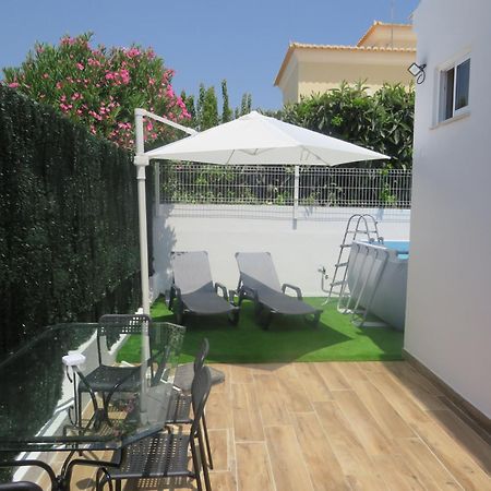 Moradia Geminada V2- Piscina Privada Villa Quarteira Ngoại thất bức ảnh